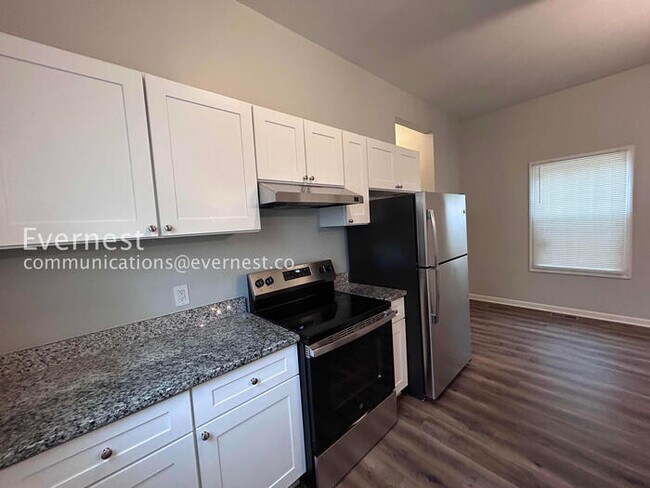 Foto del edificio - 2007 Morehouse Dr NW