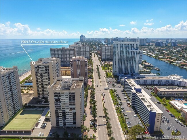 Foto del edificio - 1904 S Ocean Dr