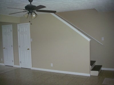 Building Photo - Clean Townhome in Hampton