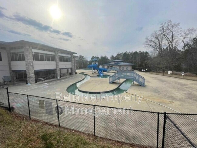 Foto del edificio - 1015 Grand Ridge Dr
