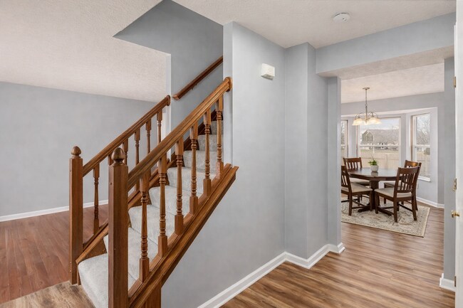 Foto del edificio - 8635 Oak Creek Dr