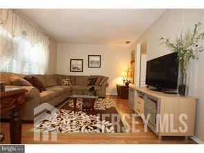 Foto del edificio - 34 Beechwood Ct