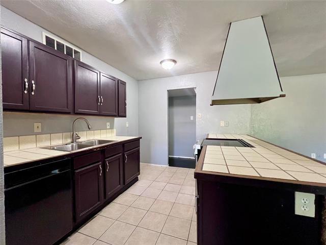 Foto del edificio - 7309 Ashcrest Ln