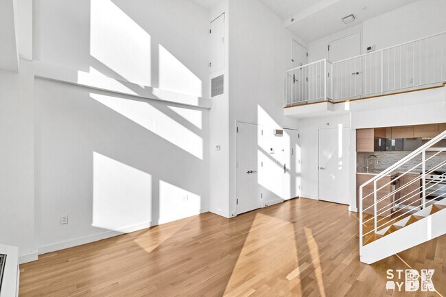 Building Photo - 333 Greene Ave