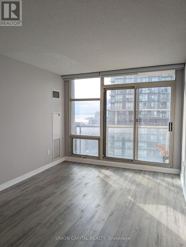 Building Photo - 35 Mariner Terrace