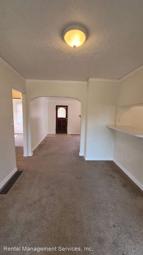 Foto del edificio - 2 br, 1 bath House - 4746 SE 52nd Avenue