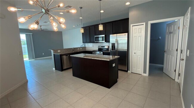 Foto del edificio - 2480 Sedge Grass Wy