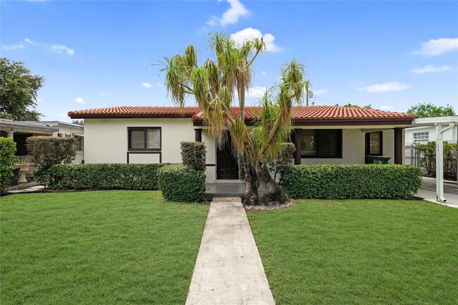 Southeast 9th Court, Hialeah, FL 33010 - 3... - Southeast 9th Court, Hialeah, FL 33010 - 3... House