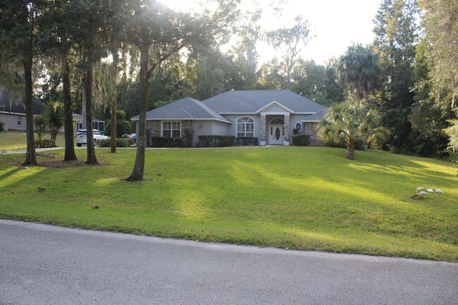 Building Photo - Beautiful Home in a Nice Neighborhood