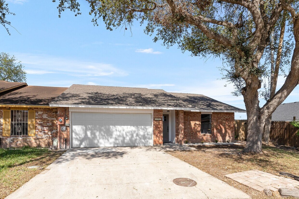2107 Lemon Tree Ct, Edinburg, TX 78539 House Rental in Edinburg, TX