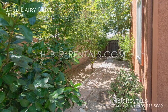 Foto del edificio - 1496 Dairy Dr