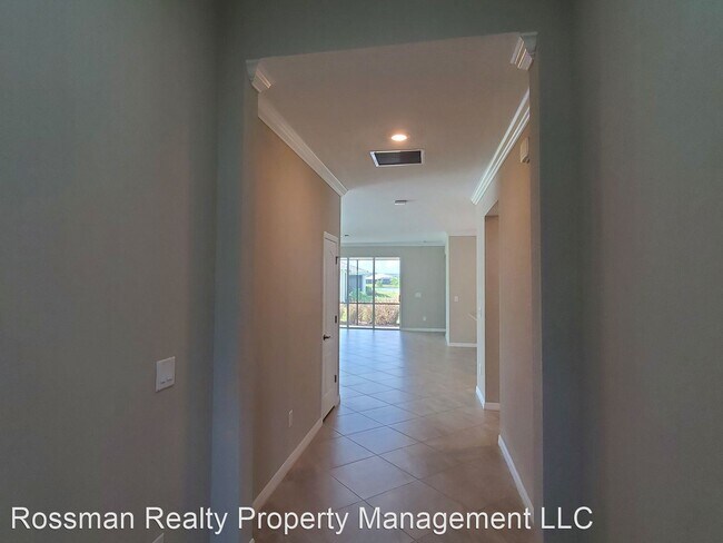 Foto del edificio - 4 br, 3 bath House - 4342 Teaberry Lane