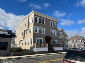 Building Photo - 117 Winthrop Shore Dr