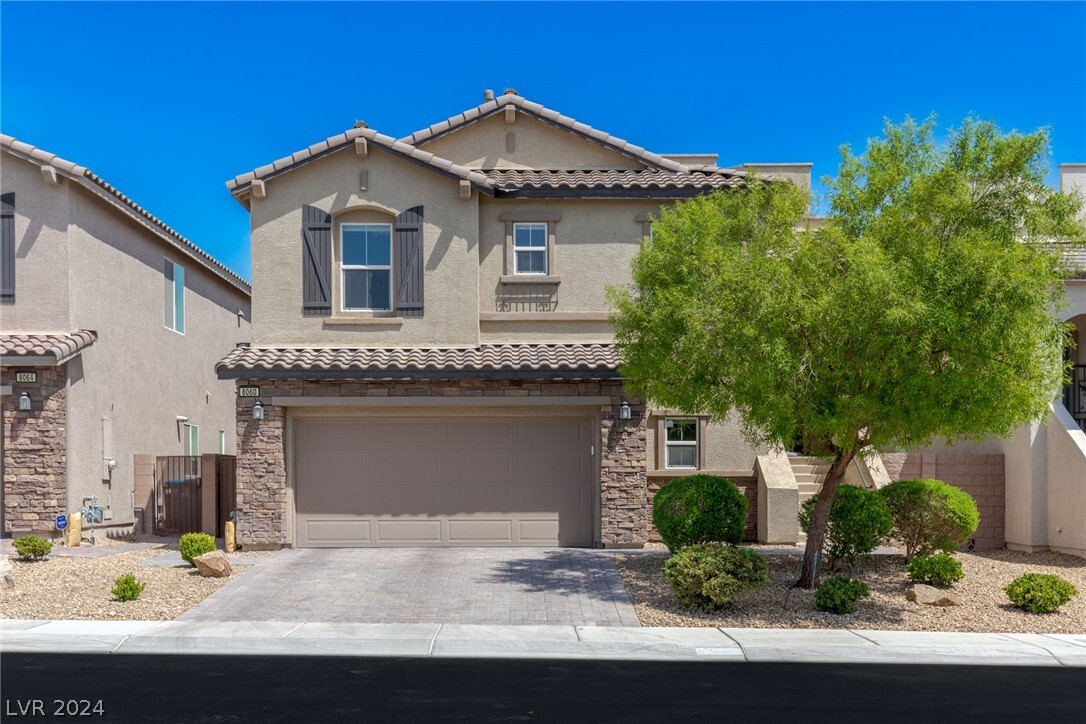 Foto principal - 8060 Muir Brook Ave