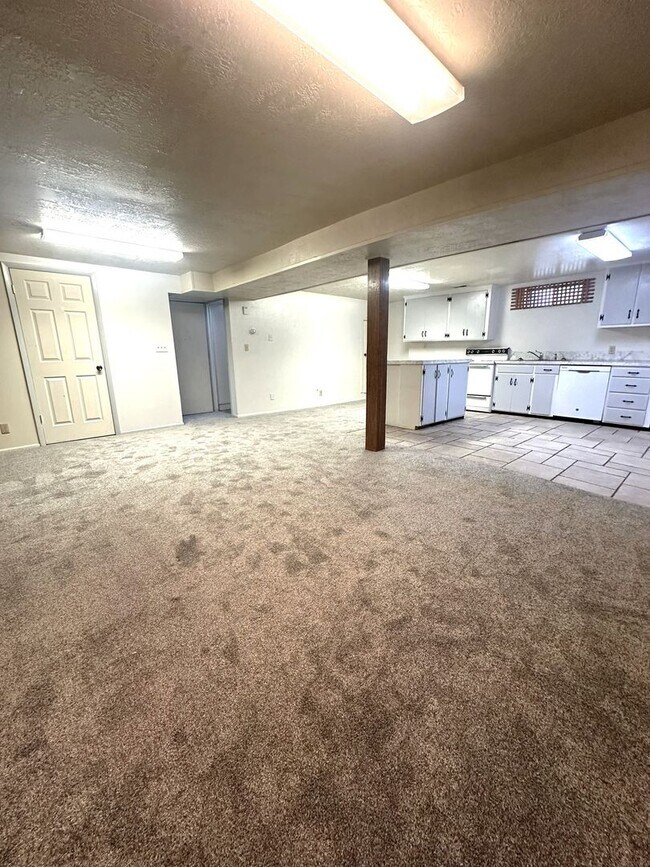 Foto del edificio - 3429 Quincy Ave