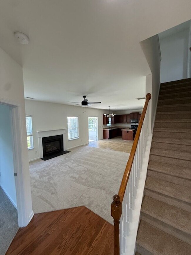 Foto del edificio - Incredible 5 BR House For Rent in Berewick!