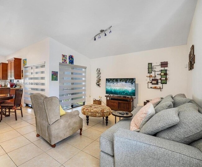 Foto del edificio - 10059 SW 218th St