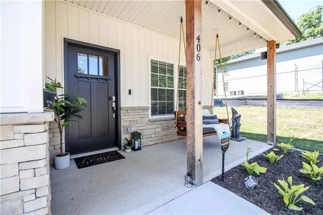 Foto del edificio - 406 W Market St