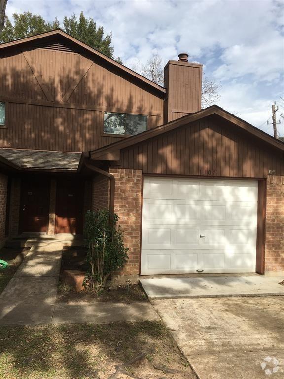 Building Photo - 1107 Wilson Dr