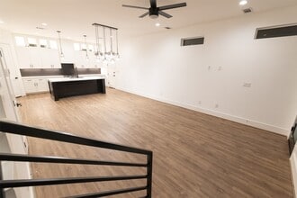 Building Photo - 1206 Hamblen St