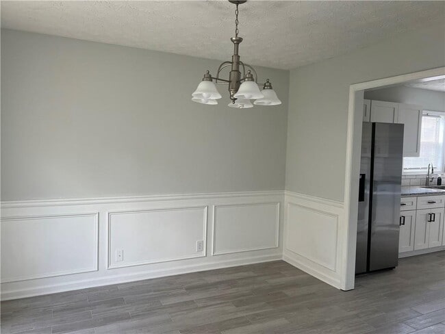 Foto del edificio - 540 Peachtree Parc Ct NE