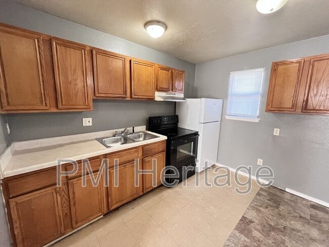 Foto del edificio - 813 E Huntsville Ave