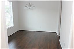Building Photo - 7118 Rose Village Dr