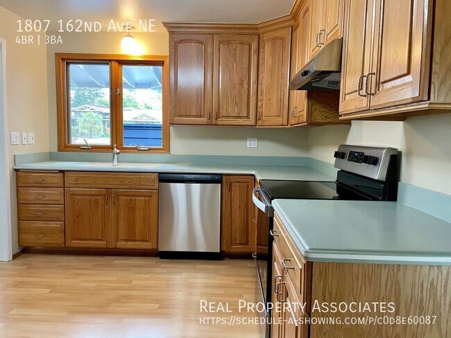 Photo - 1807 162nd Ave NE House