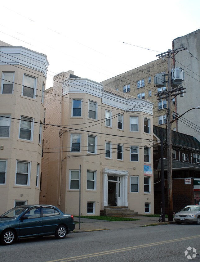 218 N Craig St, Pittsburgh, PA 15213 Apartments in Pittsburgh, PA
