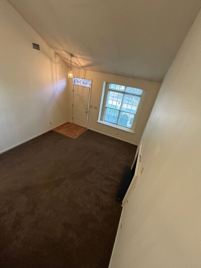 Building Photo - 103 Nathan Place (Willow Lakes) Yorktown 2...