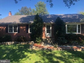 Building Photo - 93 Webhannet Dr