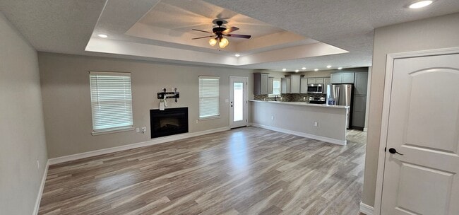 Building Photo - Beautiful 3 bedroom, 2 bath home for rent