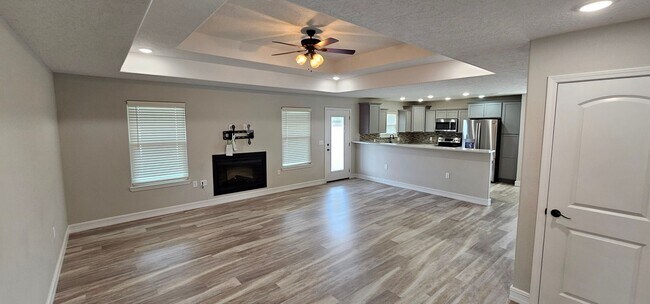 Foto del edificio - Beautiful 3 bedroom, 2 bath home for rent