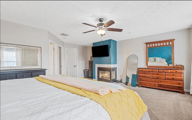 Building Photo - 10 Ironstone Ct