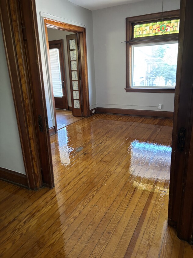 Primary Photo - 1802 Holman Ave