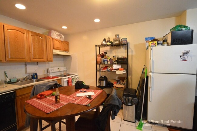 Photo - 104 Hammond St Apartment