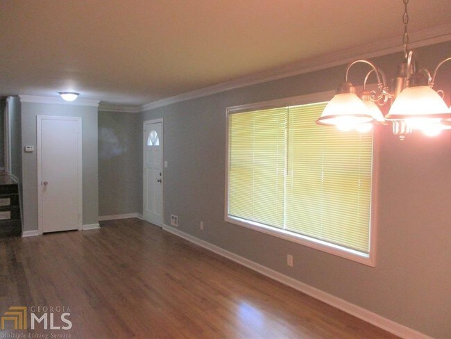 Building Photo - 4454 Catalina Cir