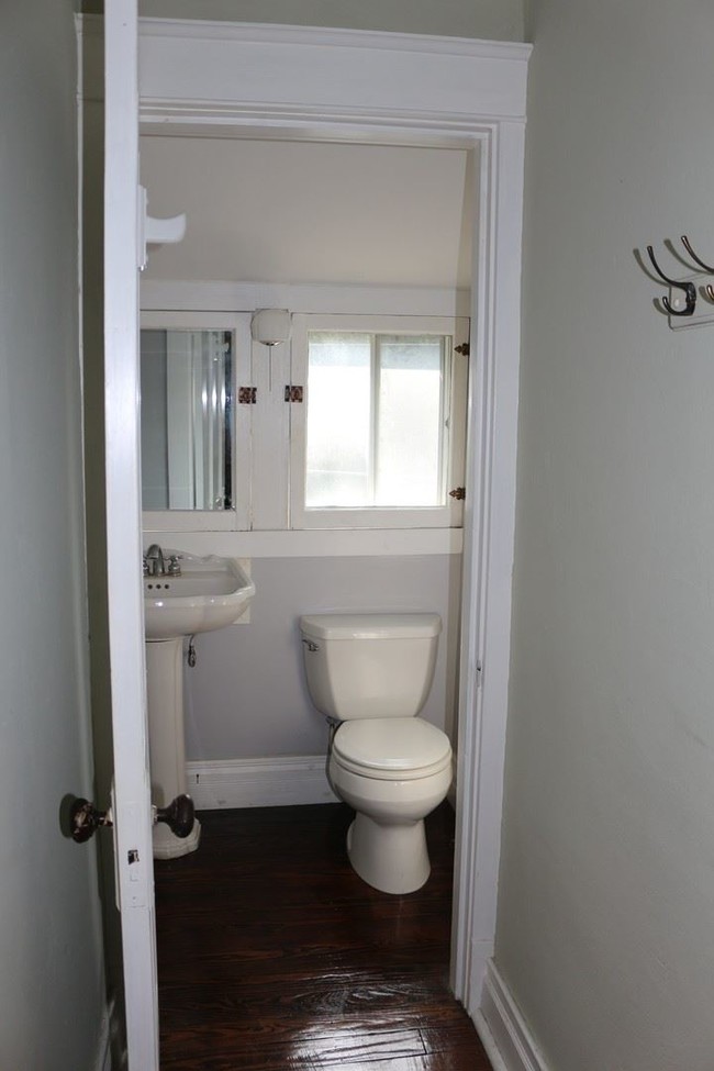 Foto del edificio - 3 br, 1.5 bath House - 515 High Street