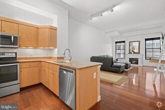 Building Photo - 631 D St NW