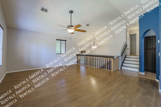 Foto del edificio - Stunning 3 Bed/2 Bath home on a beautifull...