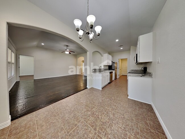 Foto del edificio - 322 Creekside Way