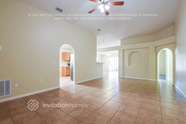 Building Photo - 159 Velveteen Pl