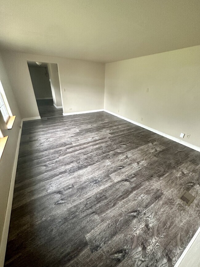 Foto del edificio - 310 Madison Ave