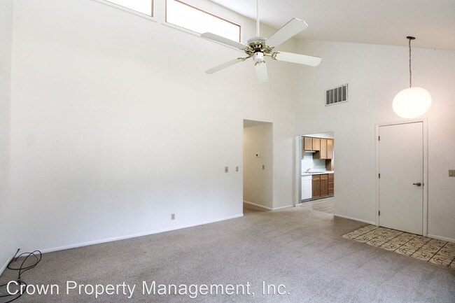 Building Photo - 3 br, 2 bath House - 5563 Ross Ct. SE