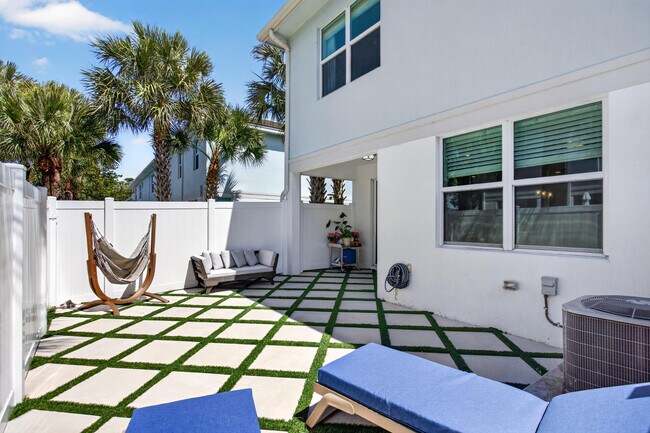 Building Photo - 1835 Sandpiper Pointe Pl