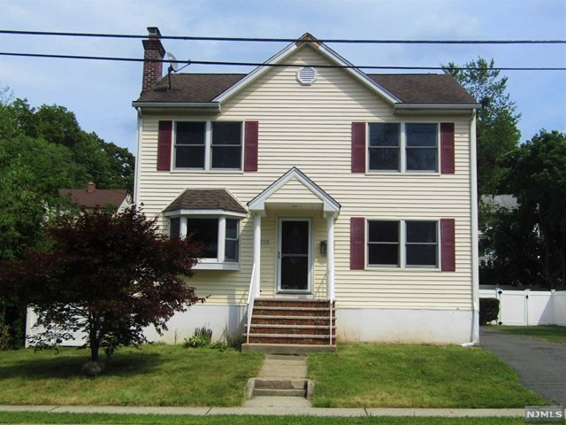 Foto principal - 930 Myrtle Ave