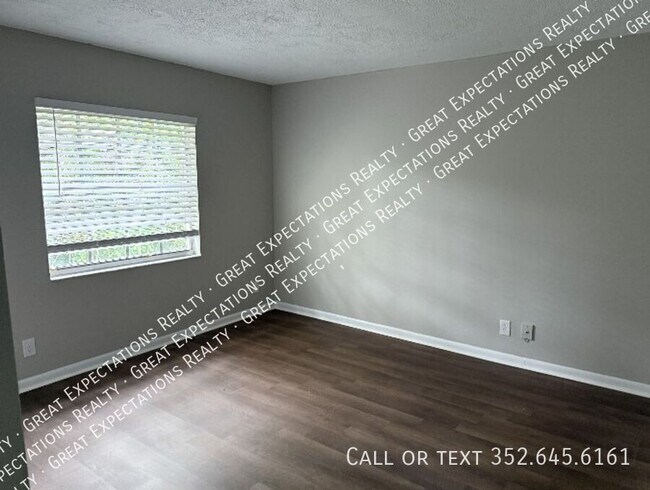 Foto del edificio - 129 SE 13th Ave