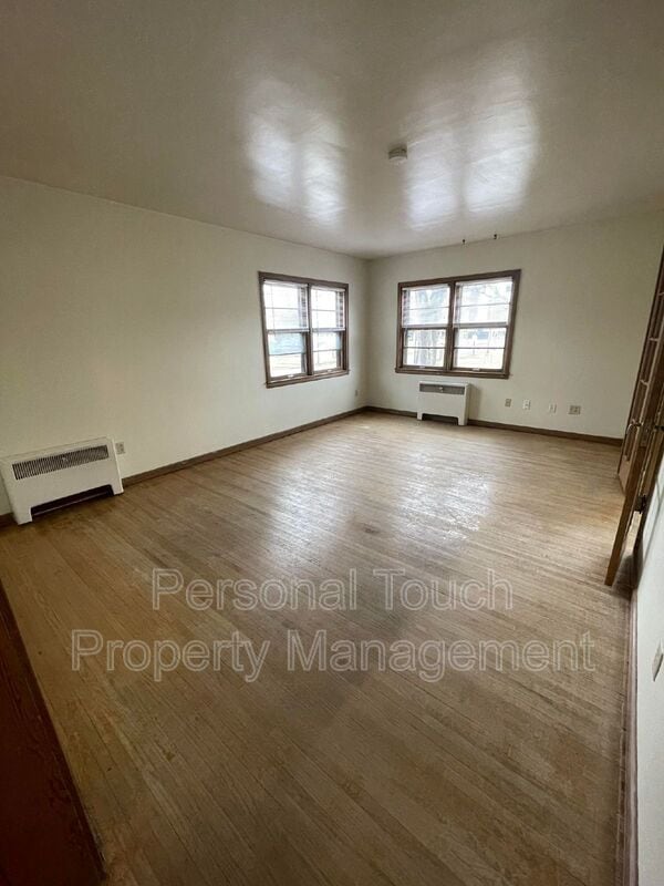 607 9th Ave N Unit 4, Fargo, ND 58102 Condo for Rent in Fargo, ND