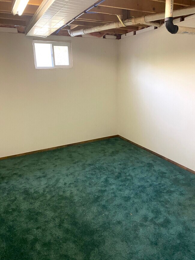 Downstairs bonus room or office - 4270 E Valley Center Rd