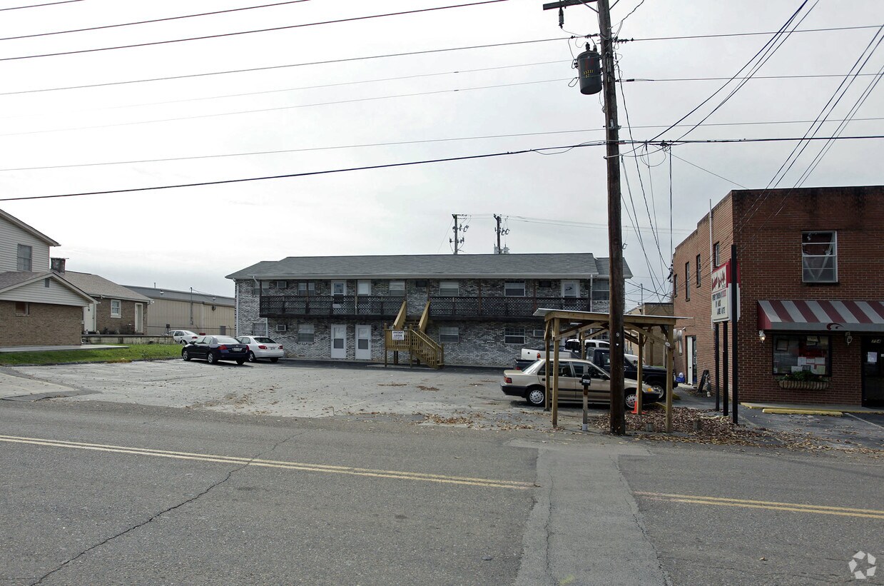 Foto del edificio - 7541 Brickyard Rd
